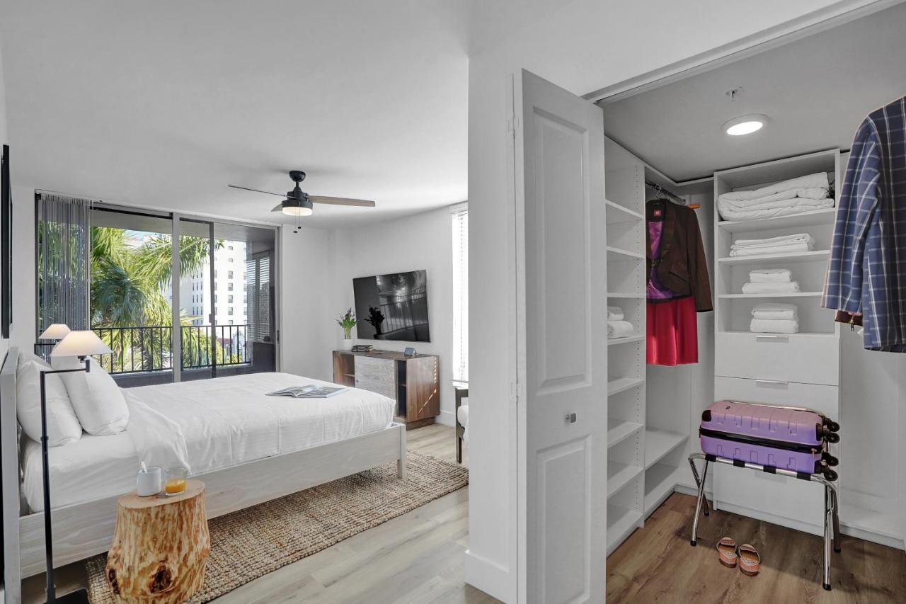 Dharma Home Suites Coral Gables At Gables Grand Plaza Miami Exteriér fotografie